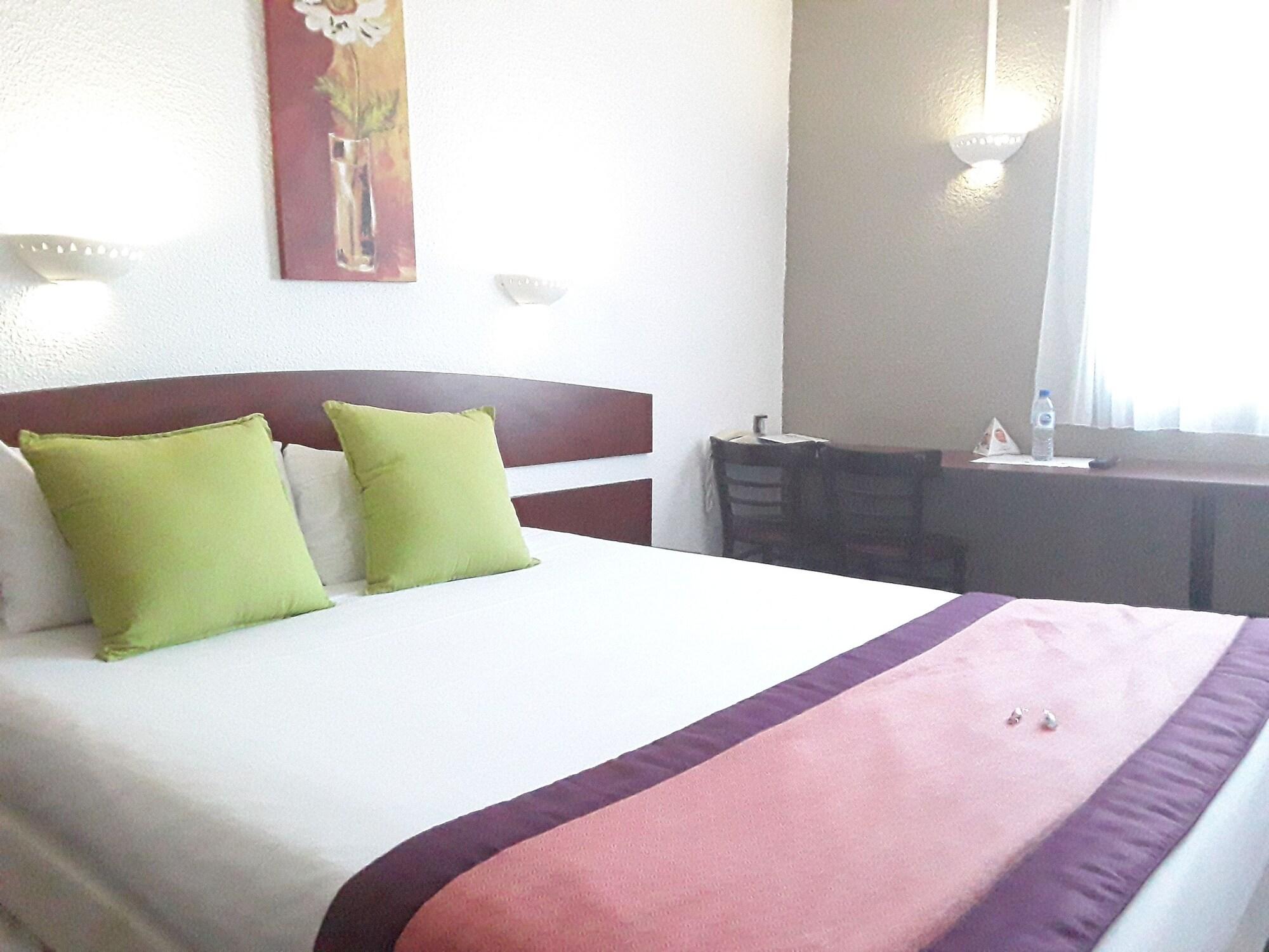 Abbatiale Hotel Et Restaurant Grenoble Centre Dış mekan fotoğraf